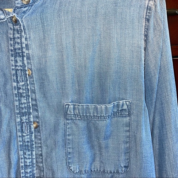 American Eagle Jean Jacket - Picture 2 of 5